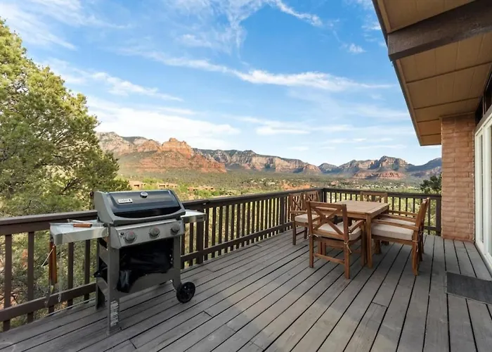 Luxury Uptown With Epic Views And Hot Tub