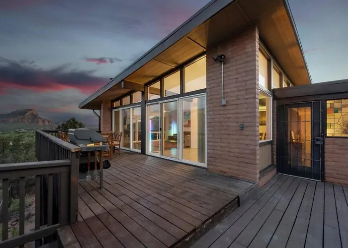 Ferienhaus Luxury Uptown With Epic Views And Hot Tub
